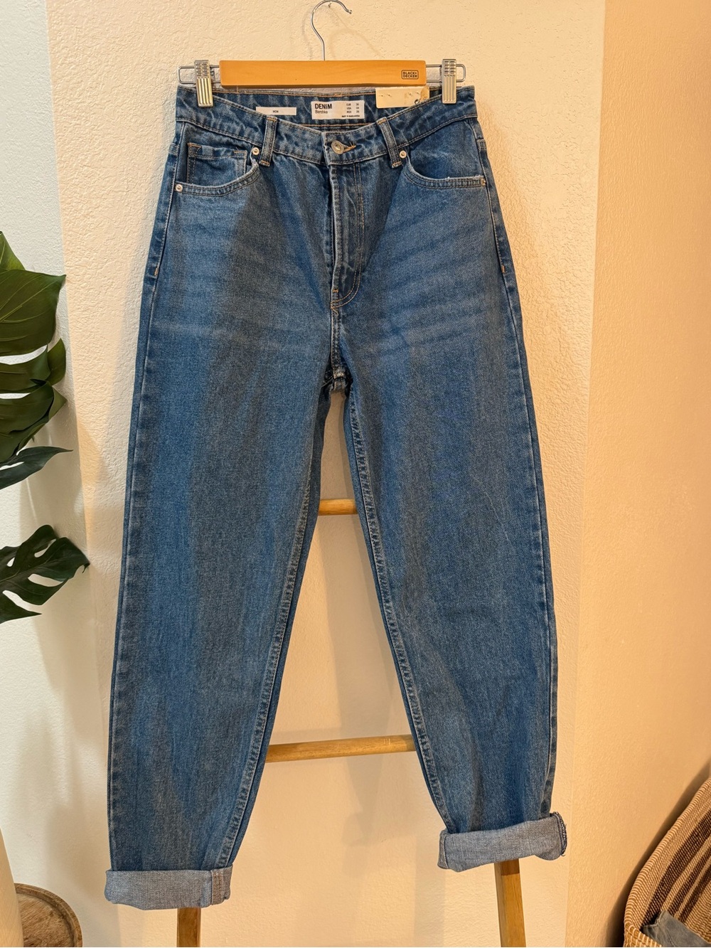 Bershka Women's Mom Jeans Straight Leg Jeans - Medium Blue - Picture 6 of 15
